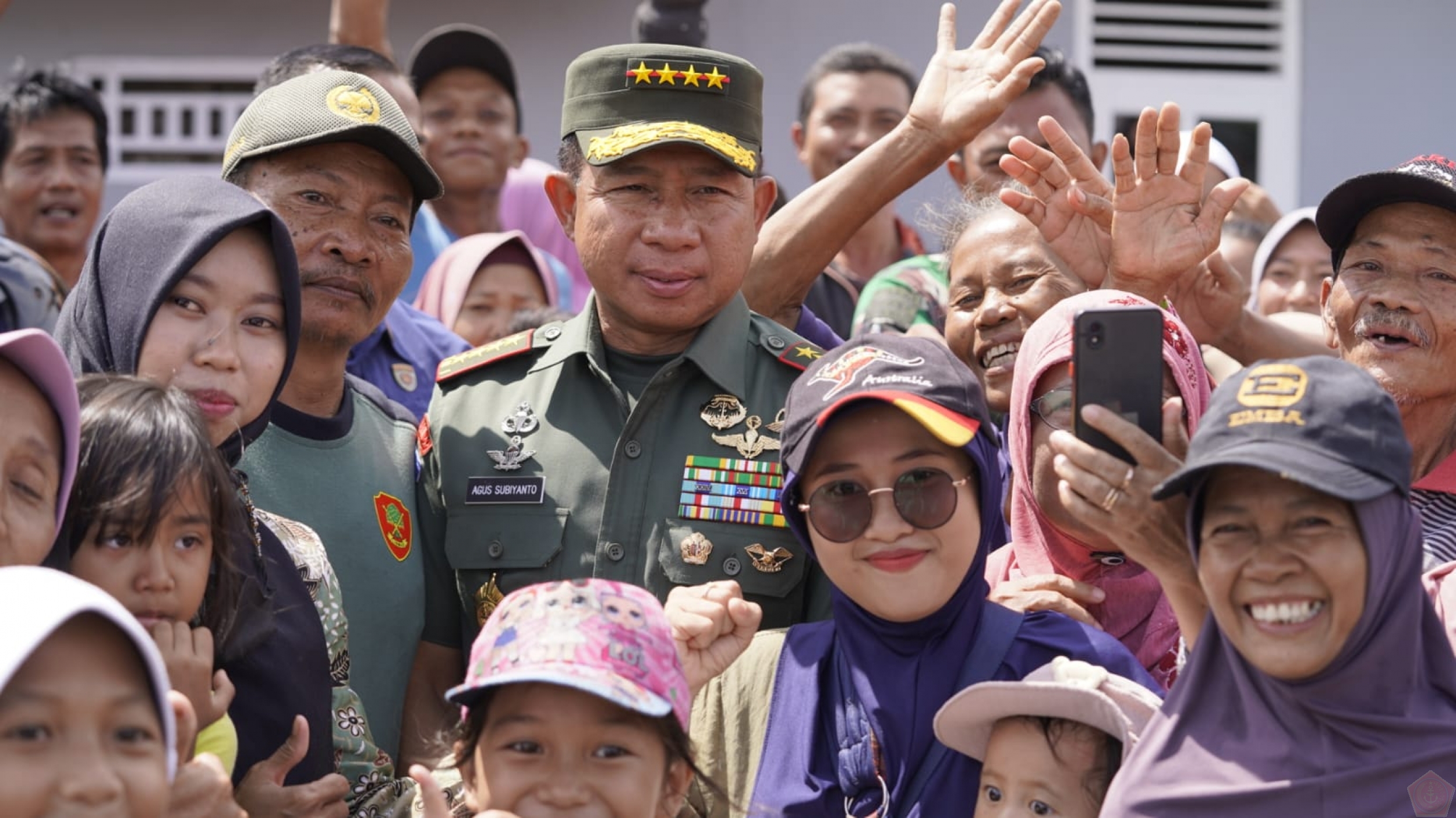 Panglima TNI prioritaskan hunian, jembatan, dan layanan publik pada rekonstruksi pascabencana