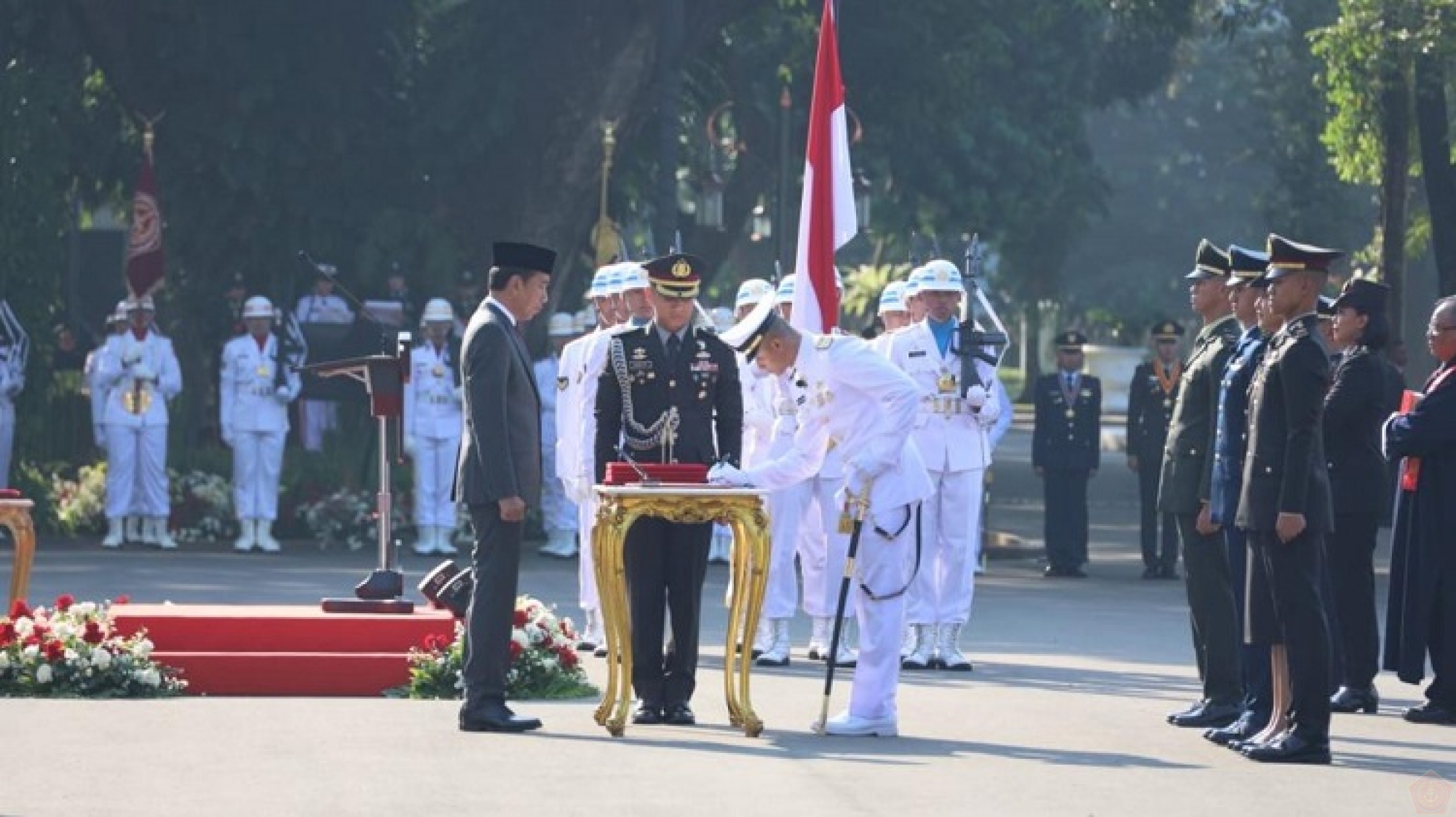 Putra Inhil Jadi Perwira Terbaik AAL, Letda Menanda Dikenal Santun dan Peduli Sosial