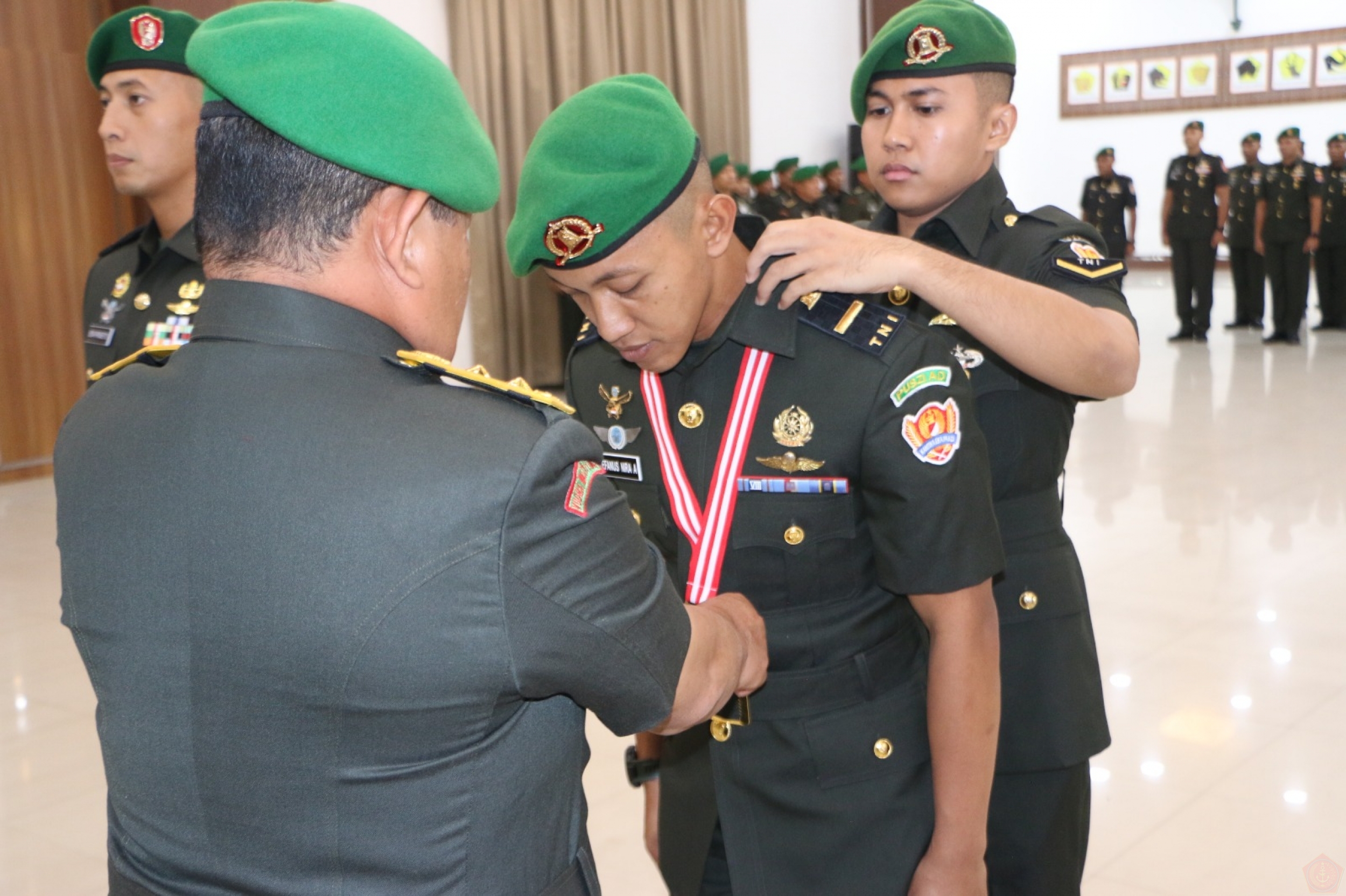 Yalangoch qizlar issiq pussies