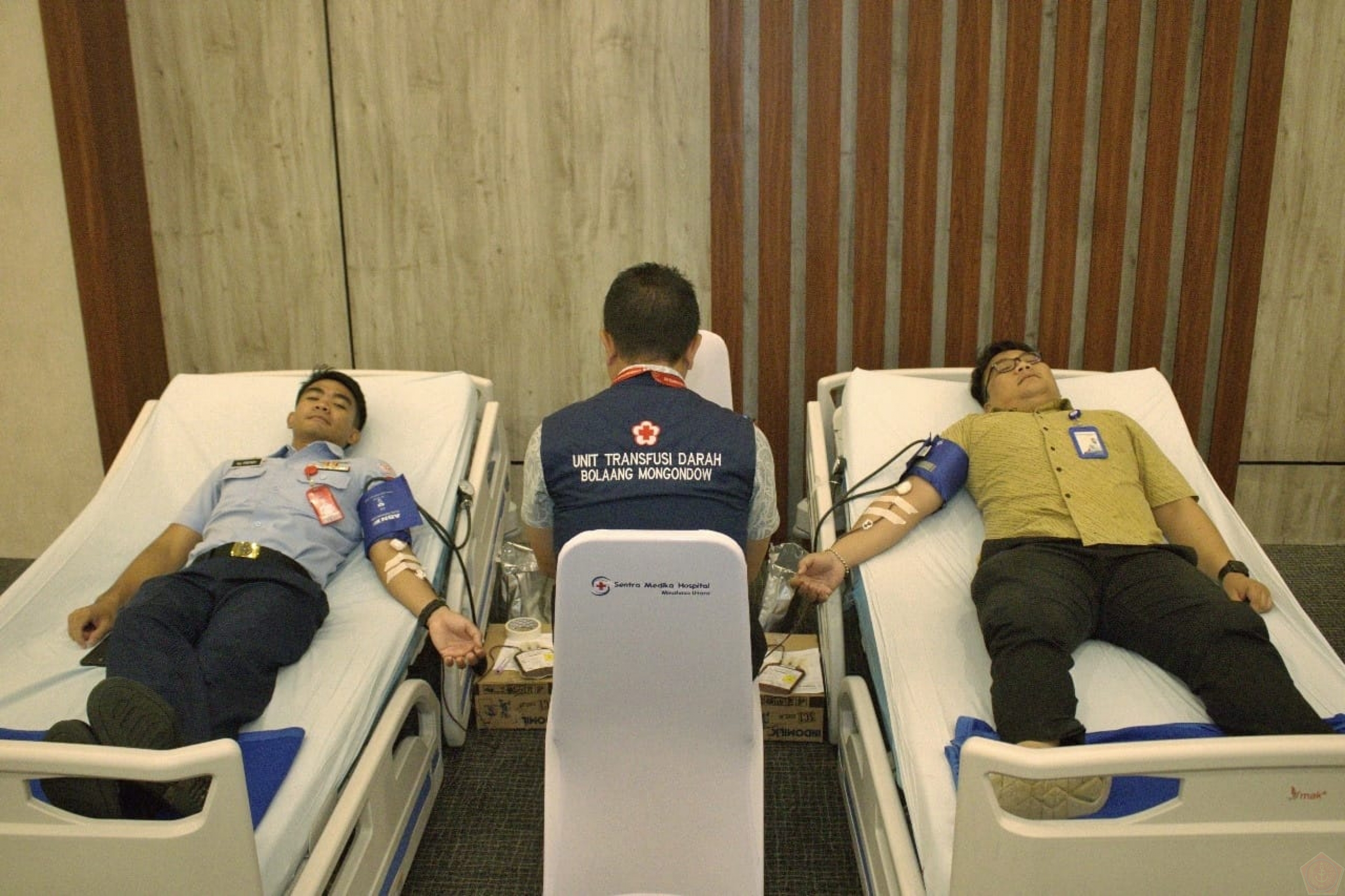 Sambut HUT Ke-78 TNI AU, Lanud Sam Ratulangi Gelar Bakti Sosial Donor ...