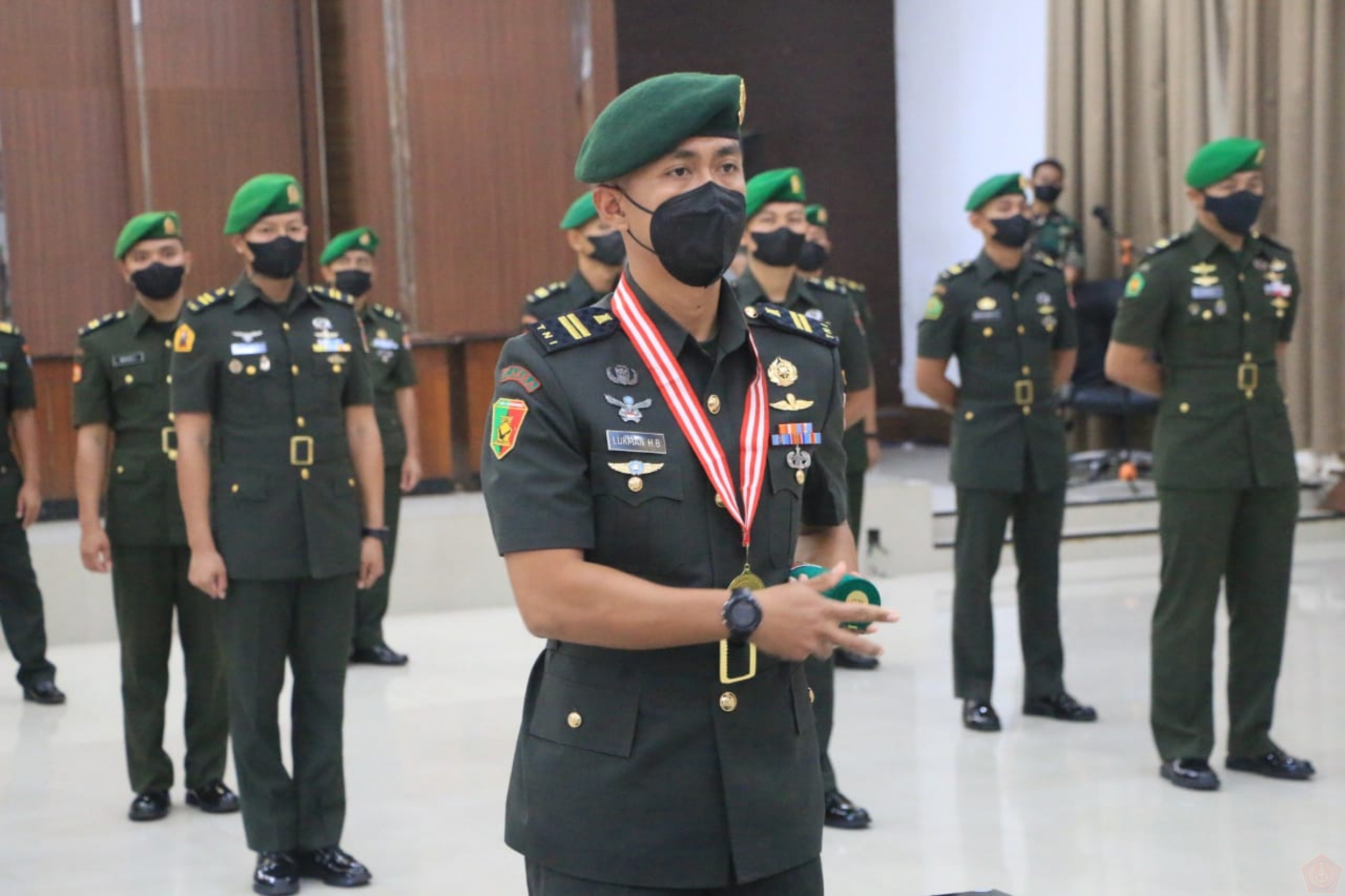 Yetuk rus ayollarining yalangoch fotosuratlari