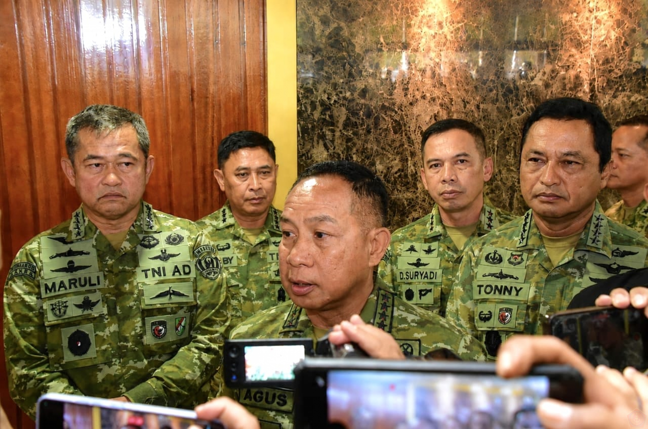 Panglima TNI Minta Masyarakat Tidak Mudah Terprovokasi Informasi yang Belum Terverifikasi, Mabes TNI