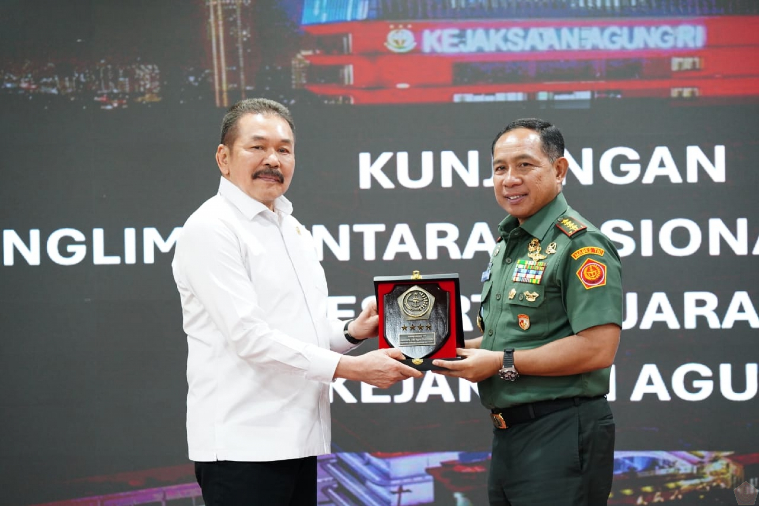 Penegakan hukum di lingkungan militer TNI AD